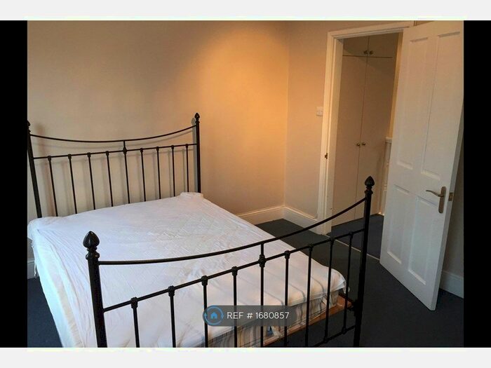 1 Bedroom Flat To Rent In Islip Road, Oxford, OX2