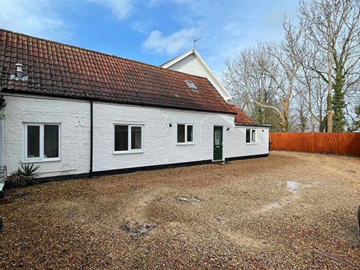 2 Bedroom Flat For Sale In Stoddens Road, Burnham-On-Sea, TA8