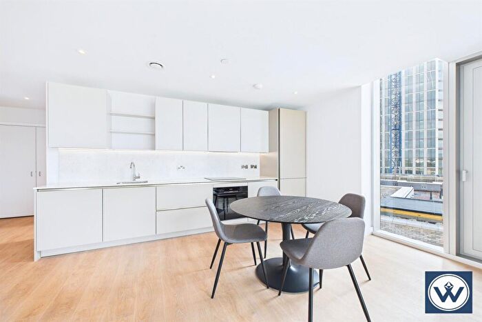 2 Bedroom Apartment To Rent In Park View, Dantzic Street, M4