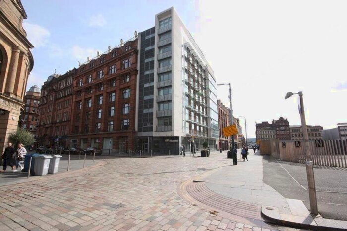 2 Bedroom Flat To Rent In Flat /, Merchant Tower, Bell Street, G1