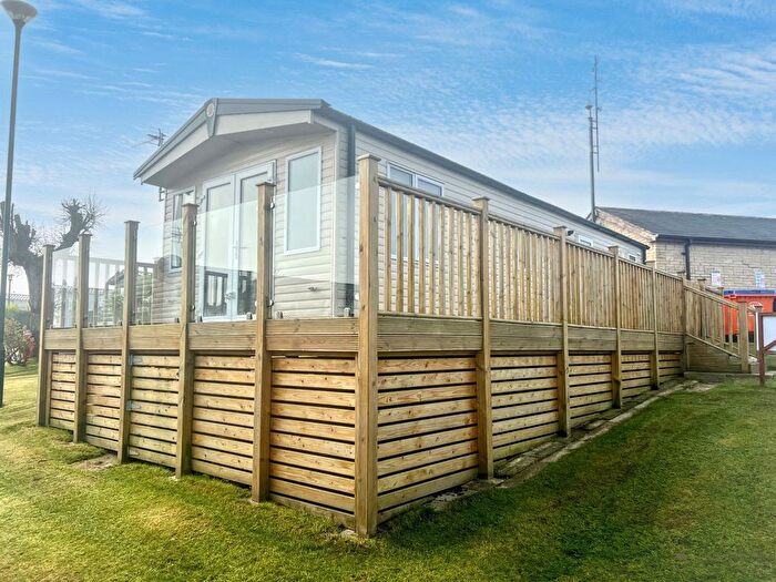 2 Bedroom Mobile/park Home For Sale In Poplar Avenue, Preston, PR3