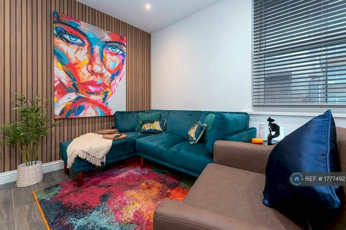 1 Bedroom Flat To Rent In Windsor Court, Brighton, BN1