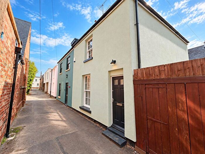 2 Bedroom Semi Detached House To Rent In The Suffolks, Cheltenham, GL50