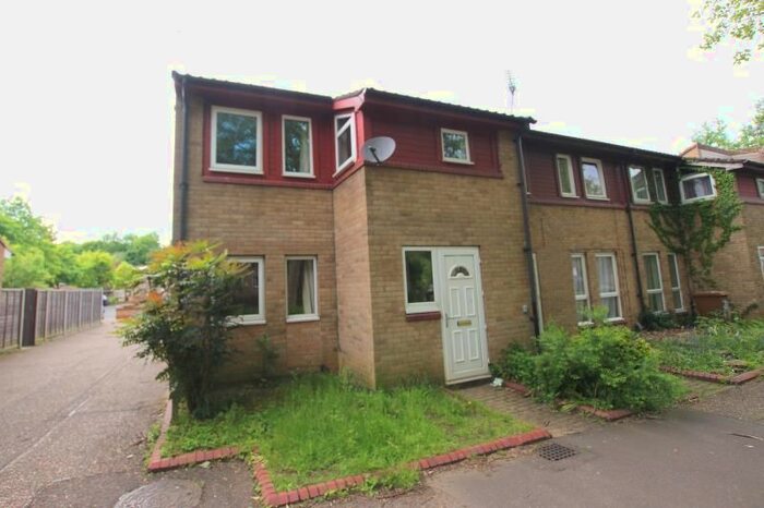 3 Bedroom End Of Terrace House To Rent In Lessingham, Orton Brimbles, Peterborough, PE2