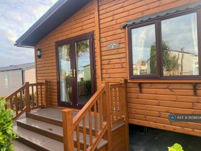 2 Bedroom Mobile Home To Rent In Clai Mawr Pink Chalet, Pentraeth, LL75