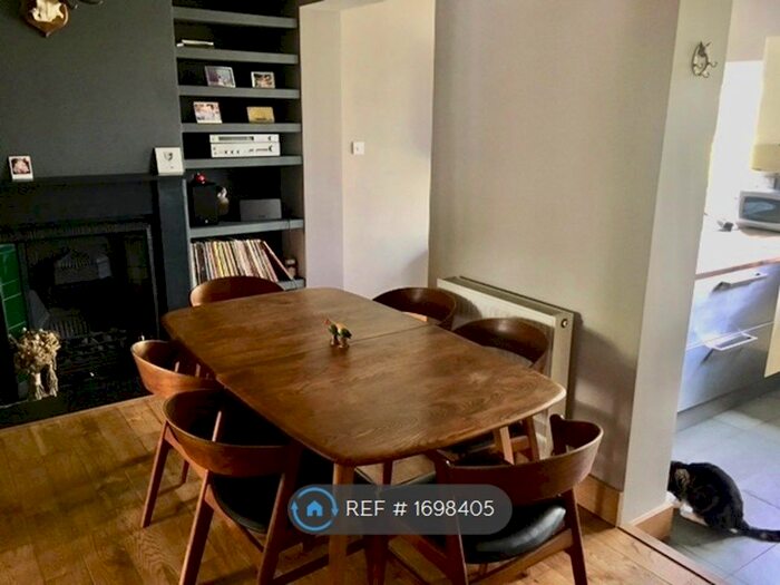 3 Bedroom Terraced House To Rent In Bridge Road, London, N22