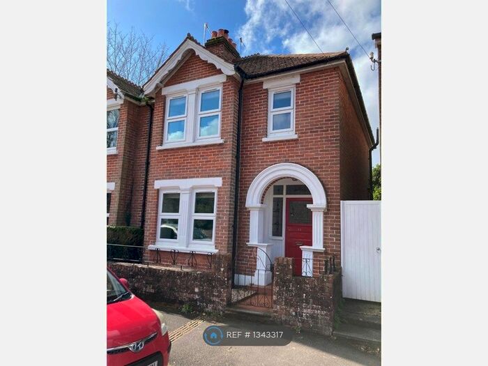 3 Bedroom Semi-Detached House To Rent In Ayleswade Road, Salisbury, SP2