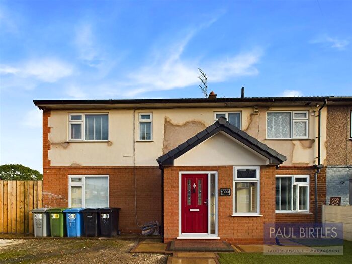 4 Bedroom End Of Terrace House For Sale In Wood Lane, Partington, Manchester, M31