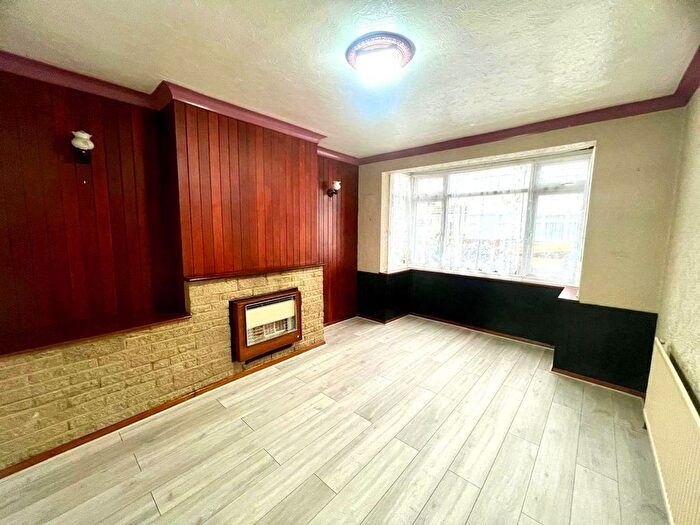 4 Bedroom Terraced House To Rent In Cecil Road, Croydon, CR0