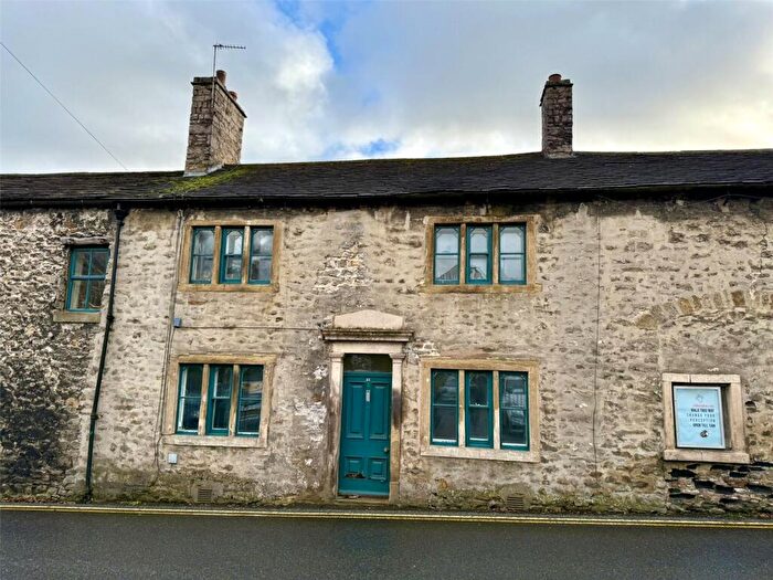 3 Bedroom Detached House For Sale In Lowergate, Clitheroe, Lancashire, BB7