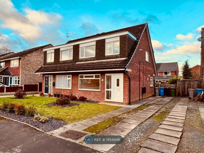 3 Bedroom Semi-Detached House To Rent In Newgate Road, Sale, M33