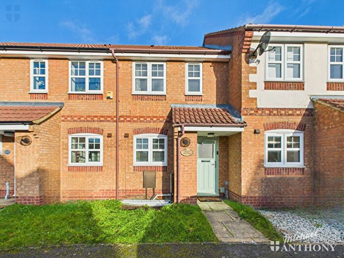 2 Bedroom Terraced House For Sale In Holly Drive, Aylesbury, Buckinghamshire, HP21
