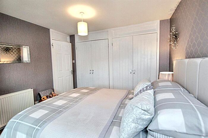 2 Bedroom Semi-Detached House For Sale In Gigha Quadrant, Wishaw, ML2