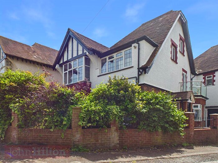 1 Bedroom Flat For Sale In Silverdale Avenue, Hove, BN3