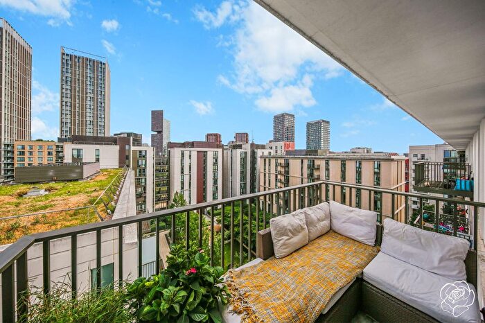 1 Bedroom Flat For Sale In Samphire Heights, Napa Close, Stratford, E20