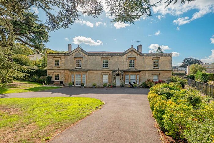 2 Bedroom Flat To Rent In Sydney Road, Bath, BA2