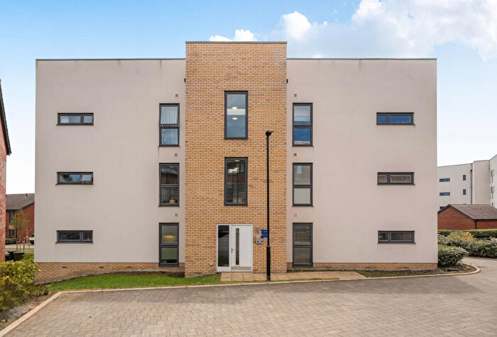 1 Bedroom Apartment For Sale In Poppy Close, Stoke Gifford, Bristol, Gloucestershire, BS34