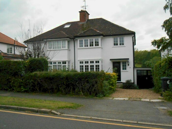 3 Bedroom Property To Rent In Chiltern Avenue, Bushey, WD23