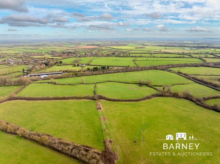 Land For Sale In High Street, Ludgershall Nr Thame, HP18