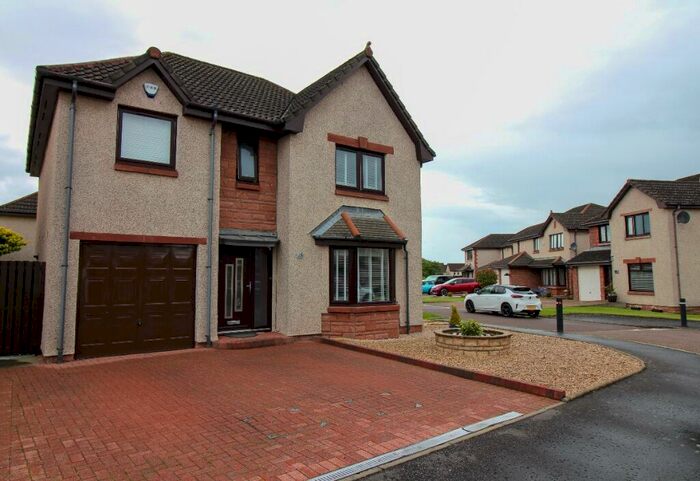 4 Bedroom Detached House To Rent In Crofthead Street, Carron, FK2