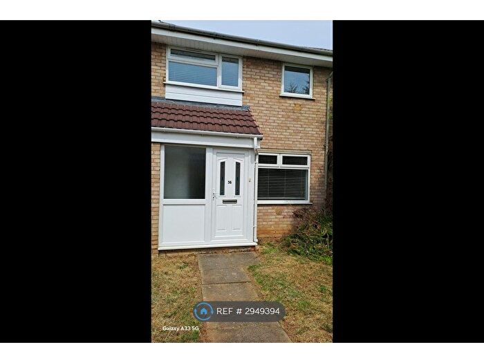 3 Bedroom Semi-Detached House To Rent In Annesley Close, Northampton, NN3