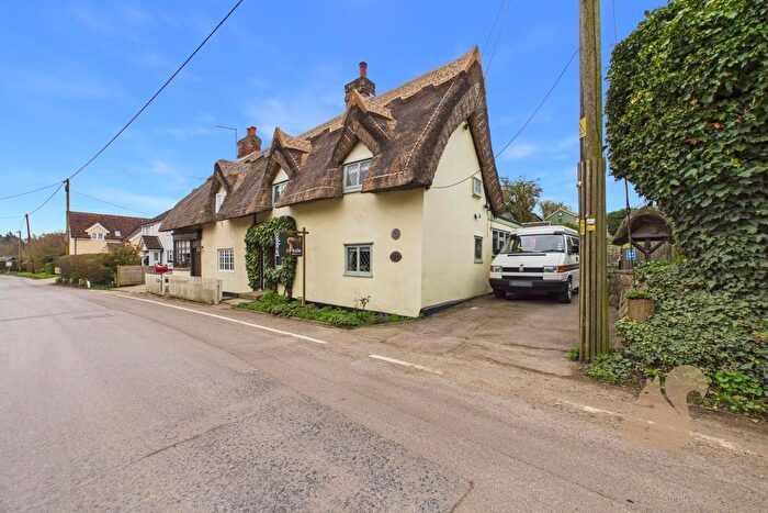 2 Bedroom Cottage For Sale In The Street, Pebmarsh, CO9
