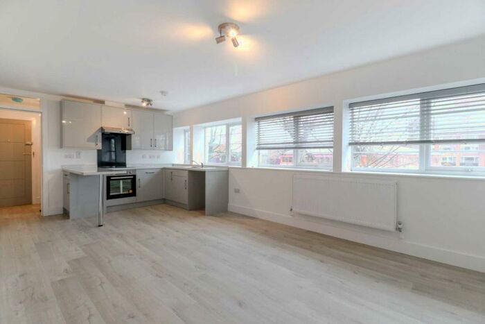 1 Bedroom Apartment To Rent In Bridge Road East, Welwyn Garden City, AL7