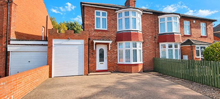 3 Bedroom Semi-Detached House For Sale In Otterburn Avenue, Whitley Bay, NE25