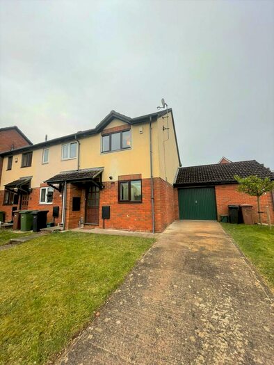 2 Bedroom House To Rent In River View, Kennington, Oxford, OX1