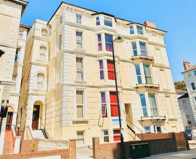 1 Bedroom Property To Rent In Osborne Road, Southsea, PO5