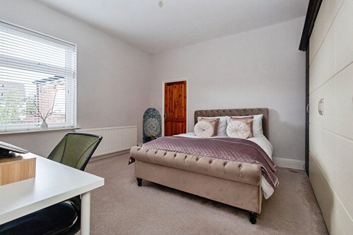 3 Bedroom Terraced House For Sale In Taunton Road, Ashton-Under-Lyne, Greater Manchester, OL7