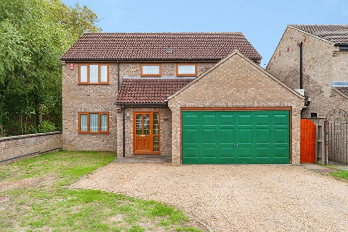 4 Bedroom Detached House For Sale In Noel Murless Drive, Newmarket, CB8