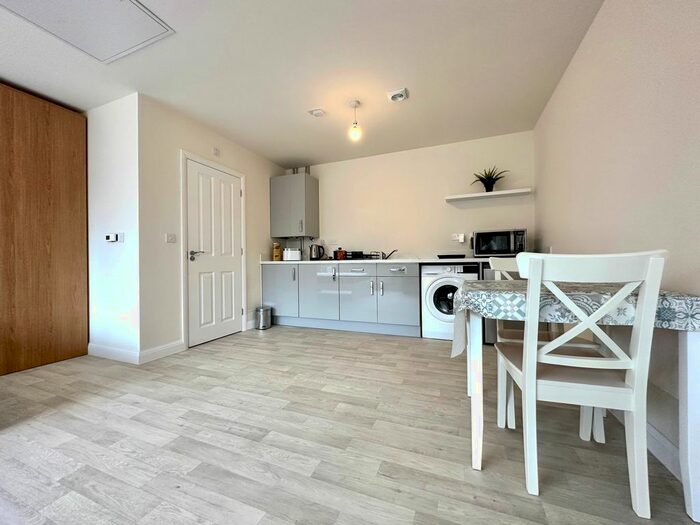 Studio To Rent In Osprey Drive, Trumpington, Cambridge, CB2