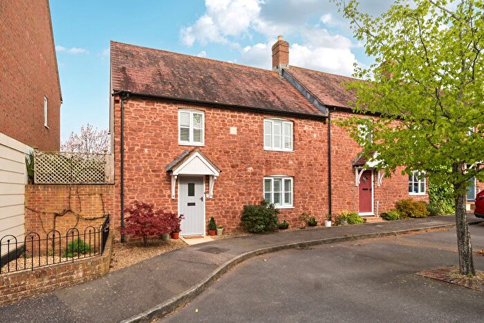 3 Bedroom End Terrace House For Sale In Dunkleys Way, Hillyfields, TA1