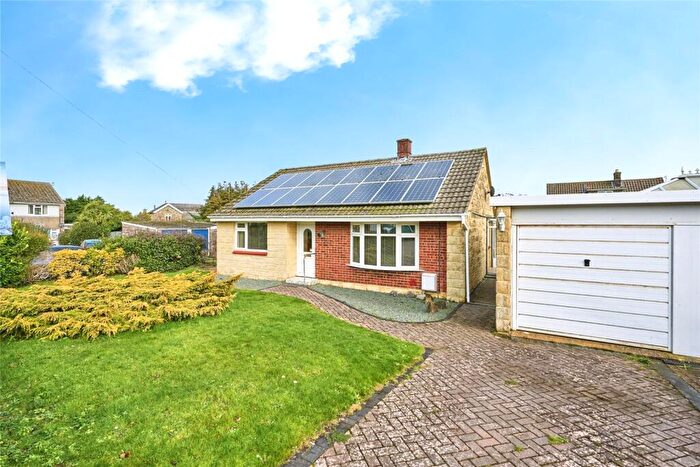 3 Bedroom Bungalow For Sale In Yarborough Close, Godshill, Ventnor, Isle Of Wight, PO38