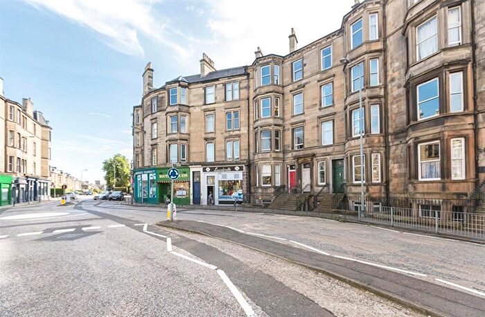4 Bedroom Flat To Rent In Polwarth Gardens, Edinburgh, EH11