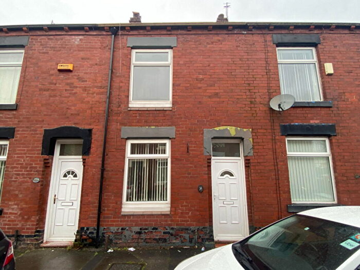 2 Bedroom Terraced House For Sale In Castleford Street, Chadderton, OL1