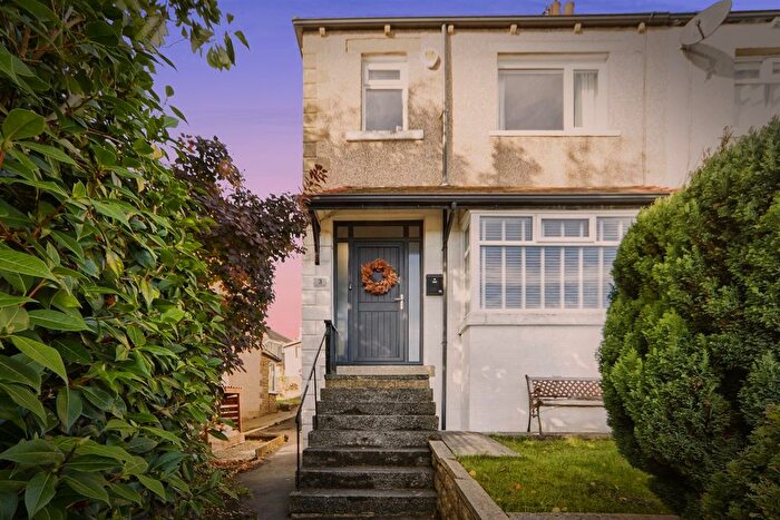 3 Bedroom Semi-Detached House For Sale In St. Annes Terrace, Baildon, Shipley, BD17
