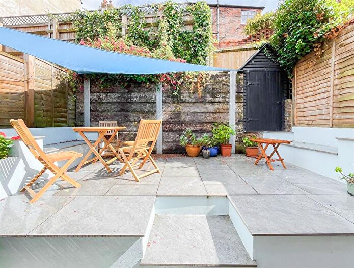 3 Bedroom Semi-Detached House To Rent In The Bourne, Hastings, TN34