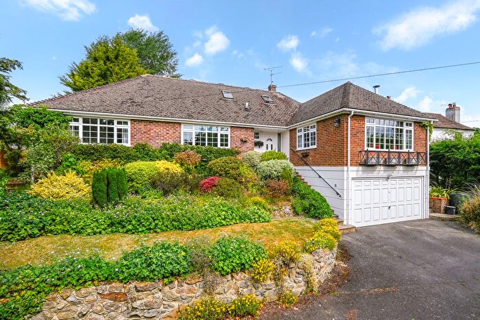 4 Bedroom Detached House For Sale In Lees Road, Brabourne, TN25