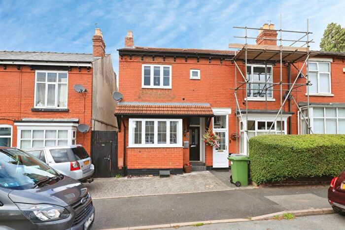 3 Bedroom End Terrace House For Sale In Belmont Road, Penn, Wolverhampton, WV4