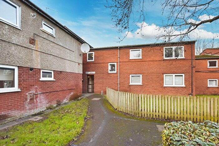 1 Bedroom Flat For Sale In Andrewes Close, Off Narborough Road, Leicester, LE3