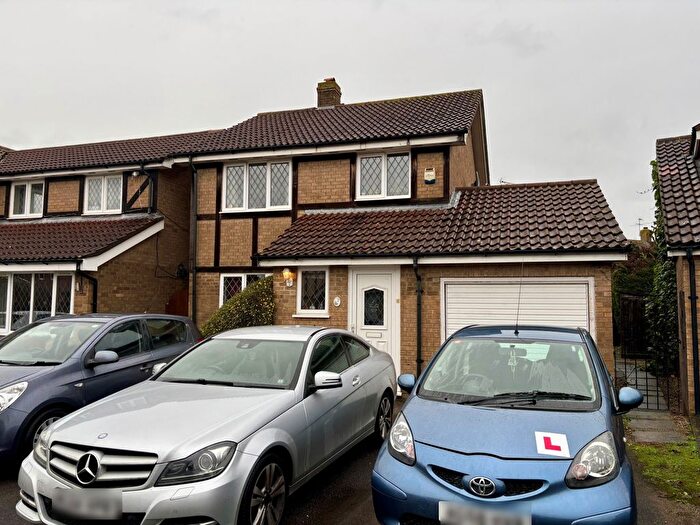 6 Bedroom Detached House To Rent In Caddy Close, Egham, Surrey, TW20