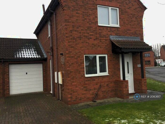 2 Bedroom Detached House To Rent In Massey Close, Epworth, Doncaster, DN9