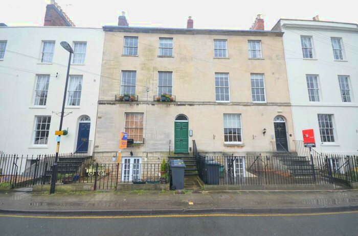 1 Bedroom Apartment To Rent In Brunswick Square, Gloucester, GL1