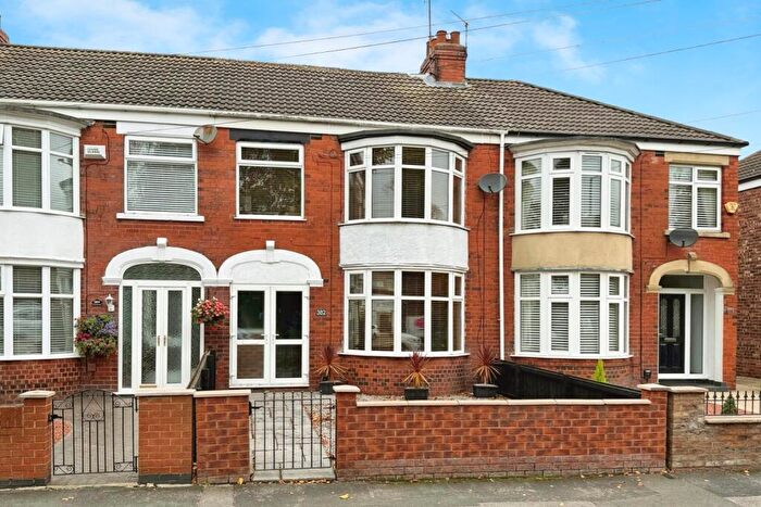 3 Bedroom Terraced House For Sale In Pickering Road, Hull, HU4