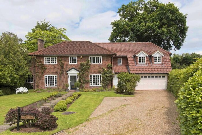 6 Bedroom Detached House To Rent In Claremont End, Esher, Surrey, KT10