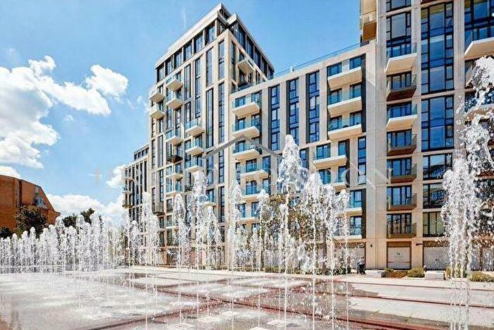 1 Bedroom Flat For Sale In Apartment Emery Wharf Emery Way, Wapping, E1W