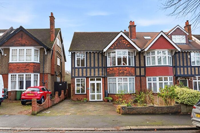 4 Bedroom Semi Detached House For Sale In Rosebery Road, Cheam, SM1