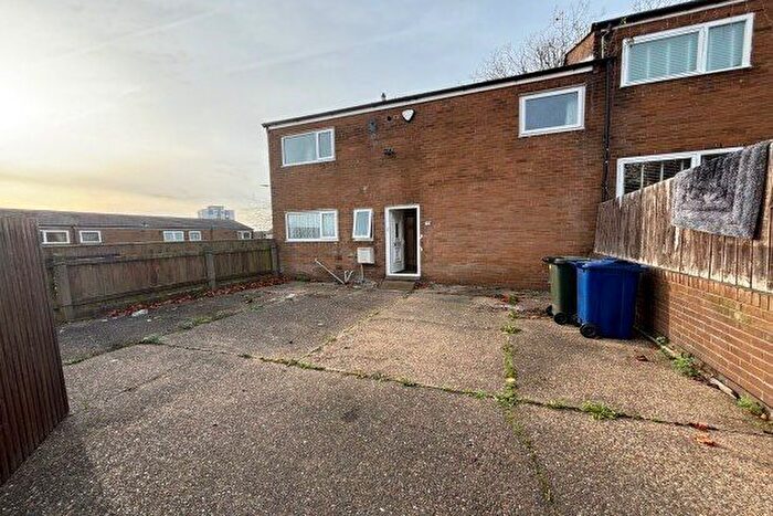 4 Bedroom Terraced House To Rent In Gloucester Way, Newcastle Upon Tyne, NE4